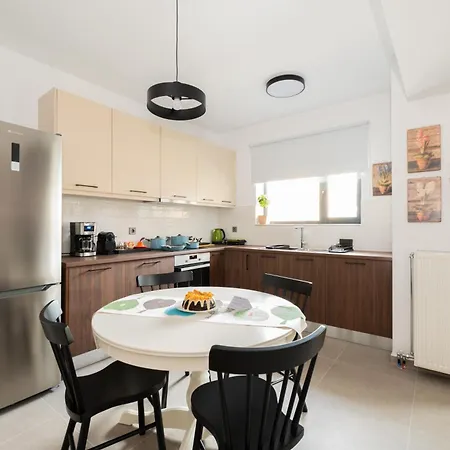 Kensho Haven Of Rest * Kalamata